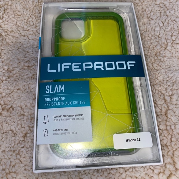✨SOLD✨NWOT Life Proof- SLAM Cyber iPhone 11 Case